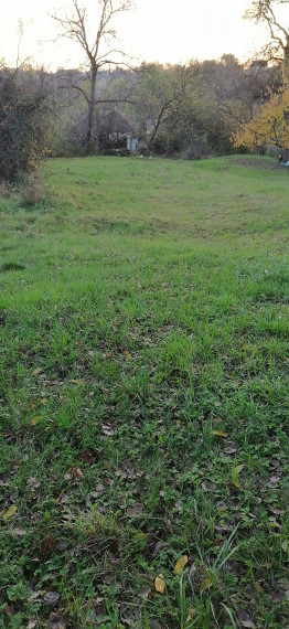 Na predaj pozemok Tekovské Nemce