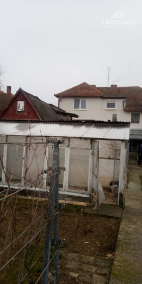 PREDANÉ - ZNÍŽENÁ CENA - Rodinný dom Sľažany