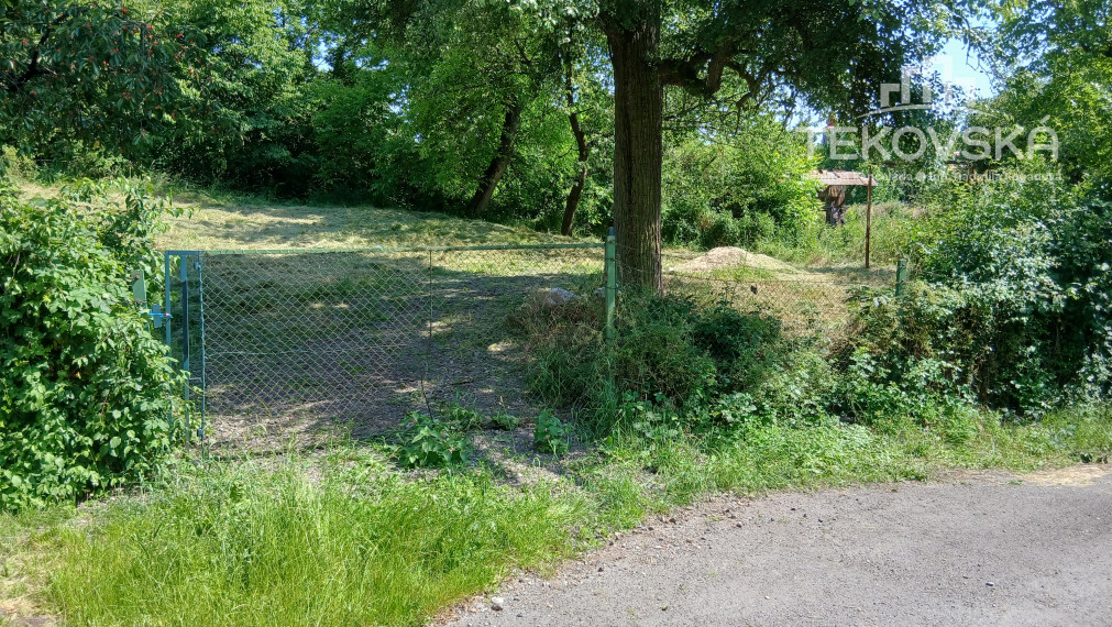 Na predaj pozemok Tekovské Nemce