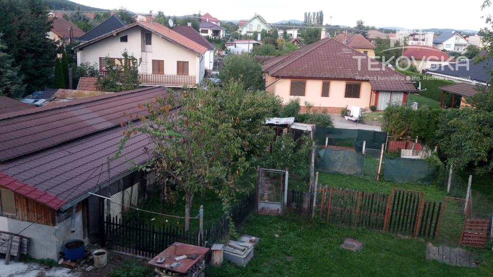 Znížená cena - 3-izbový byt so záhradkou a garážou Lovce