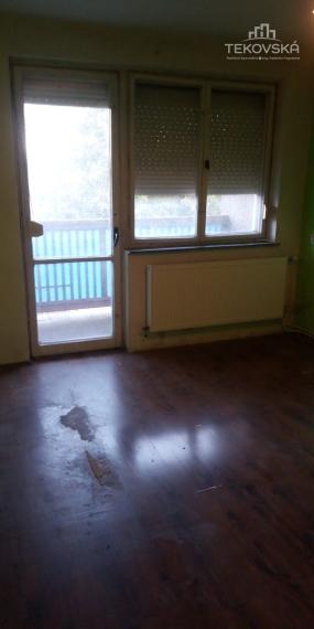 Znížená cena - 3-izbový byt so záhradkou a garážou Lovce