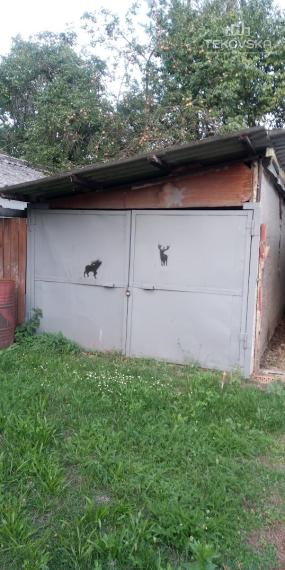 Znížená cena - 3-izbový byt so záhradkou a garážou Lovce