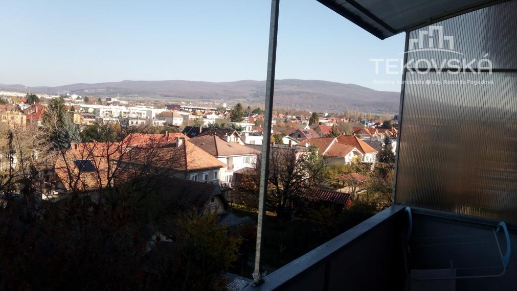 NOVINKA- 4- izb. byt Zlaté Moravce