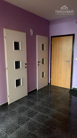 NOVINKA- 4- izb. byt Zlaté Moravce