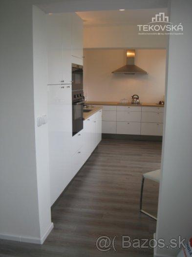 3- izbový veľkometrážny byt v Zlatých Moravciach