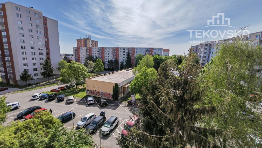 3 izbový byt 86m2,Nitra-Klokočina,klimatizácia,výťah,rekonštrukcia