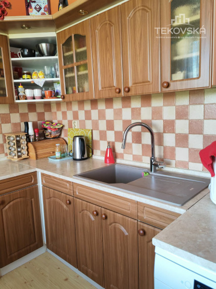 3 izbový byt 86m2,Nitra-Klokočina,klimatizácia,výťah,rekonštrukcia